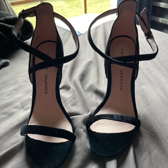 High heels - Picture 3 of 3